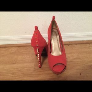 High heel shoes